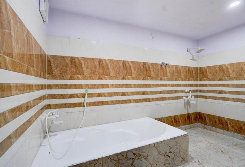 Chambre Triple Classique, Oyo Hotel Grand Atharv Rdc