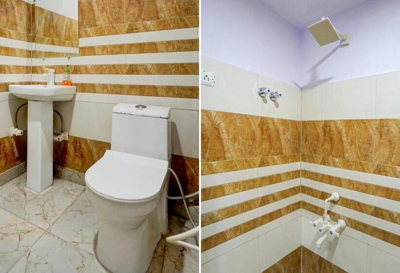 Chambre Triple Classique, Oyo Hotel Grand Atharv Rdc