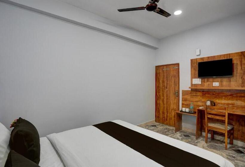 Chambre Triple Classique, Oyo Hotel Grand Atharv Rdc