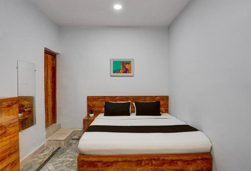 Chambre Triple Classique, Oyo Hotel Grand Atharv Rdc