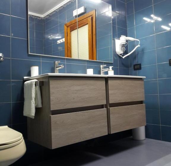 オーシャンビュースタンダードルーム, Camera Panoramica In Villa Vista Mare E Vesuvio