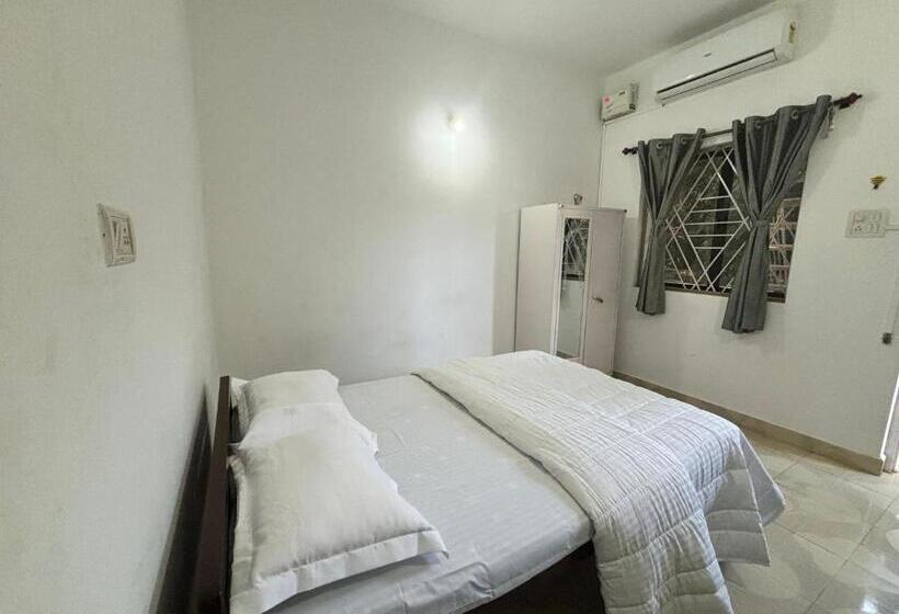 スタンダードルーム, Euphoria Stays In Anjuna