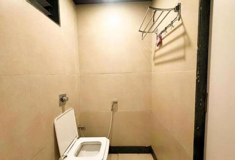 Standard-huone, Zestin Hill Resort Lonavala