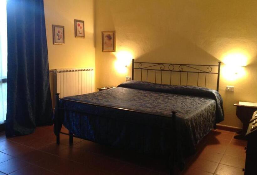 Habitació Triple Estàndard, B&b 8380