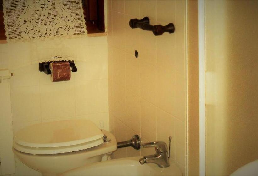 Habitació Quàdruple Estàndard, B&b 8380