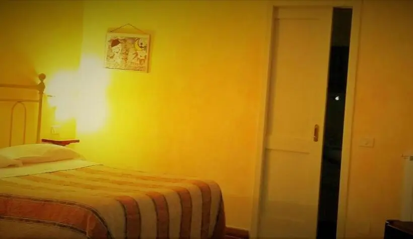 Superior-huone, B&b 8380