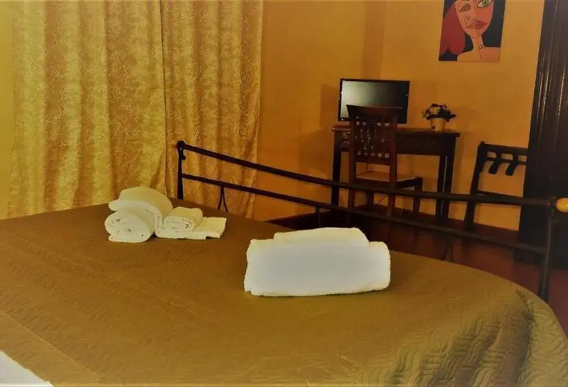 Superior-huone, B&b 8380