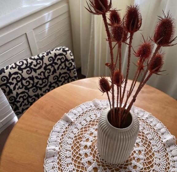 اتاق استاندارد سه نفره, Alkimia Smart Rooms