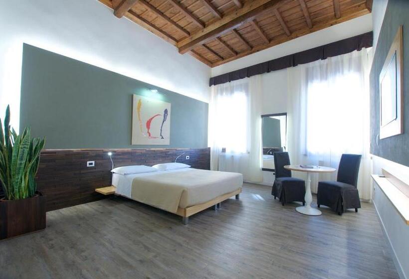 آپارتمان 3 خوابه, Alkimia Smart Rooms