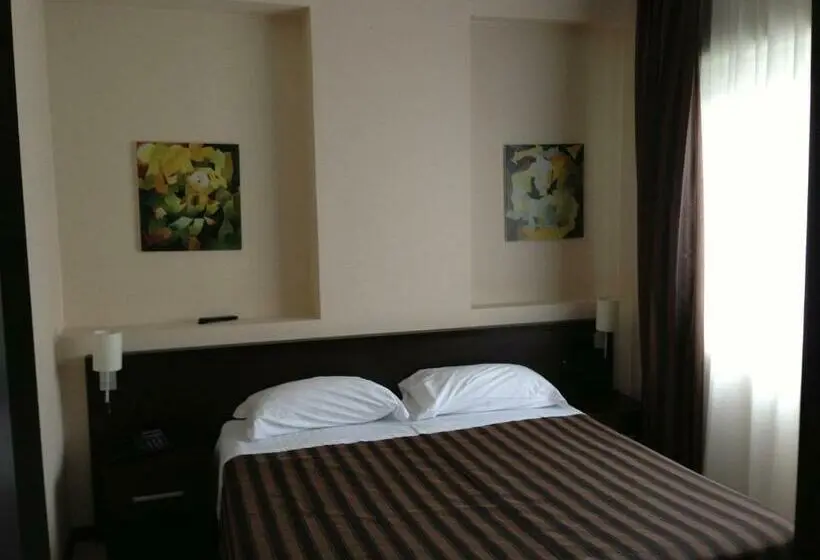 سوییت جونیور, Guest House Residence