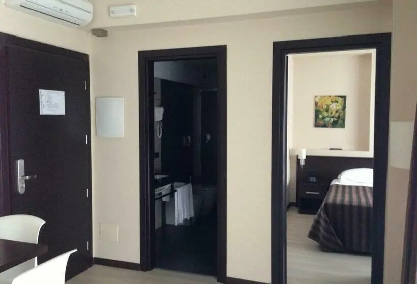 سوییت جونیور, Guest House Residence