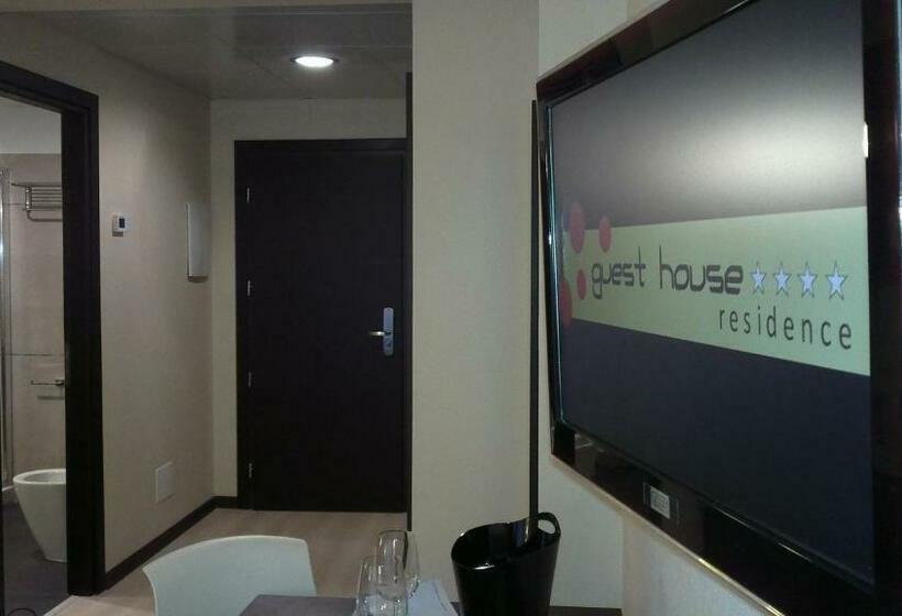 Junior Suite, Guest House Residence