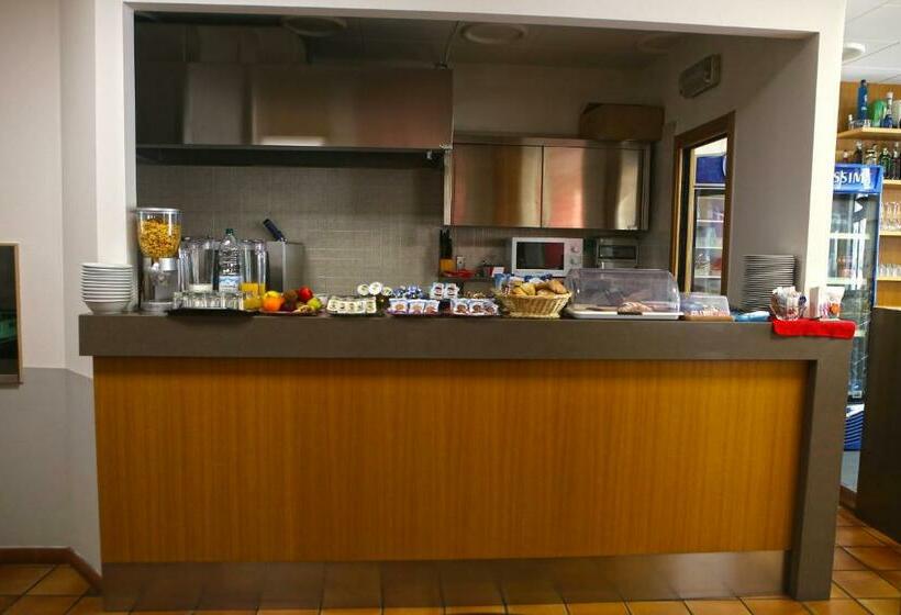 اتاق لوکس یک تخته, Albergo Gusmeroli