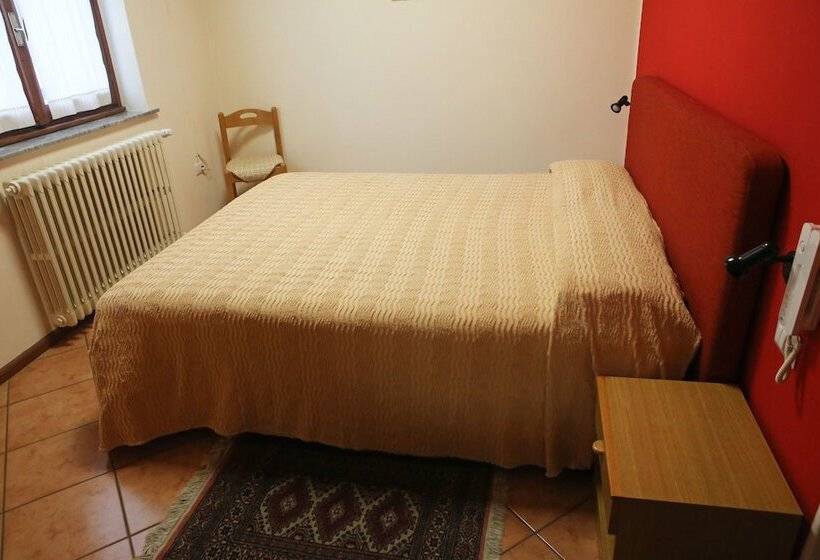 اتاق استاندارد با چشمانداز کوهستان, Albergo Gusmeroli