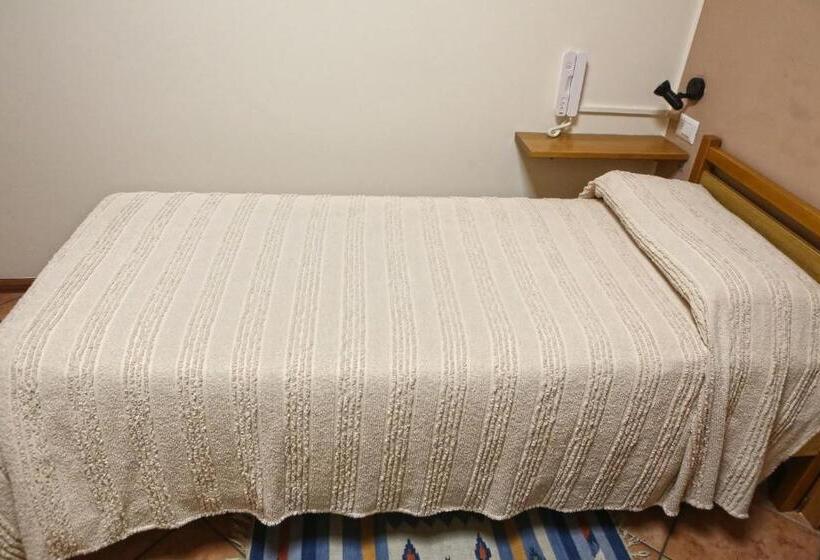 اتاق اینتریور یک تخته, Albergo Gusmeroli