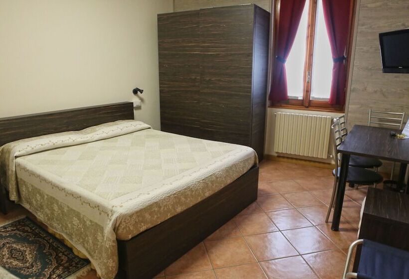 Номер Стандарт Трехместный, Albergo Gusmeroli