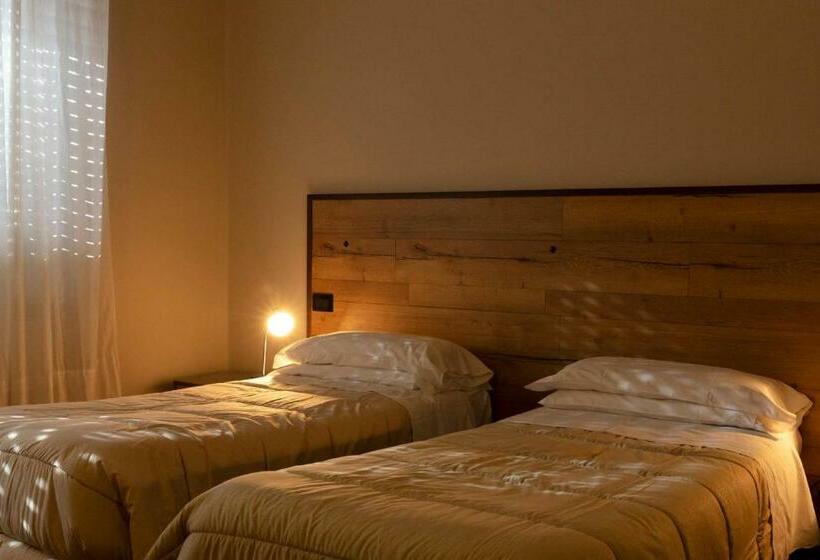 Номер Стандарт, Albergo Ristorante Monte Selva