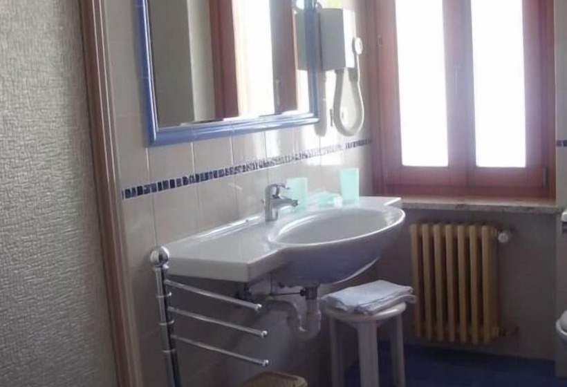 标准单人间, Alpe Fleurie