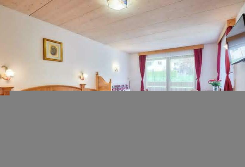 家庭间, Alpenhotel Schönwald Superior
