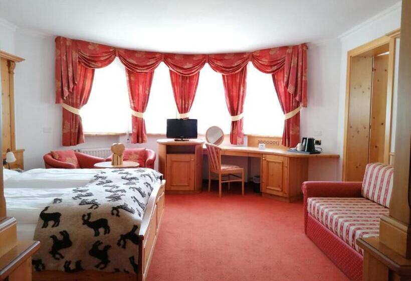 高品质的四人房间, Alpenrose