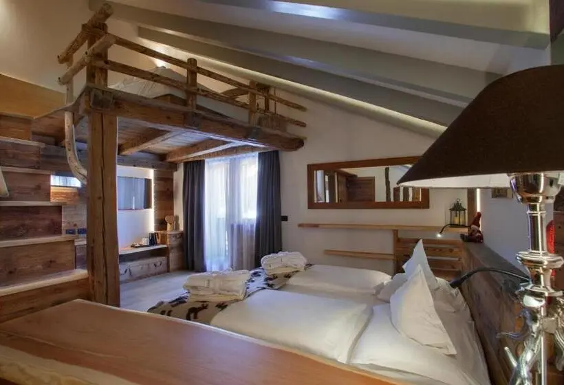 デラックスの４人部屋, Alpenrose