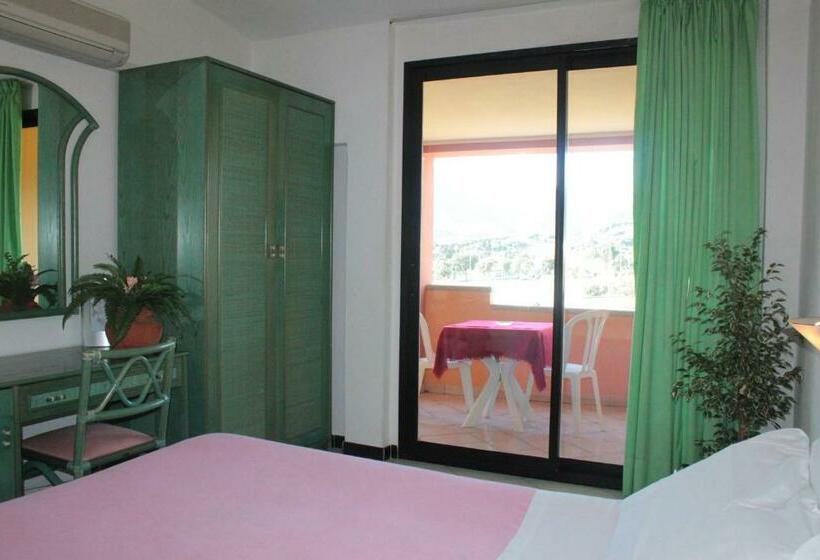 اتاق استاندارد با بالکن, Blu Marlin