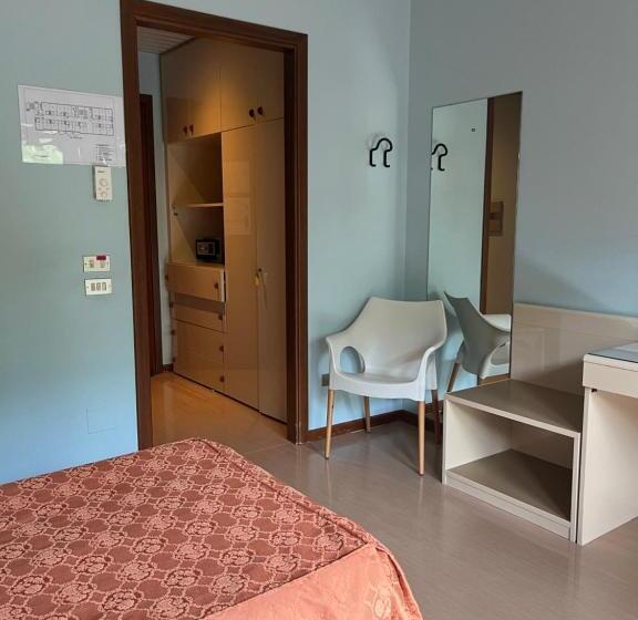 اتاق استاندارد یک نفره, Albergo Casa Dell Ospite