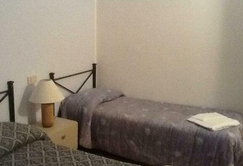 4인용 스탠다드 룸, Eden