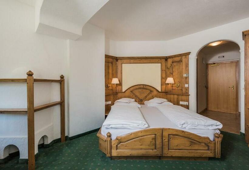 Номер Стандарт, Erika