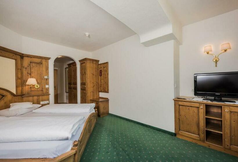 Номер Стандарт, Erika