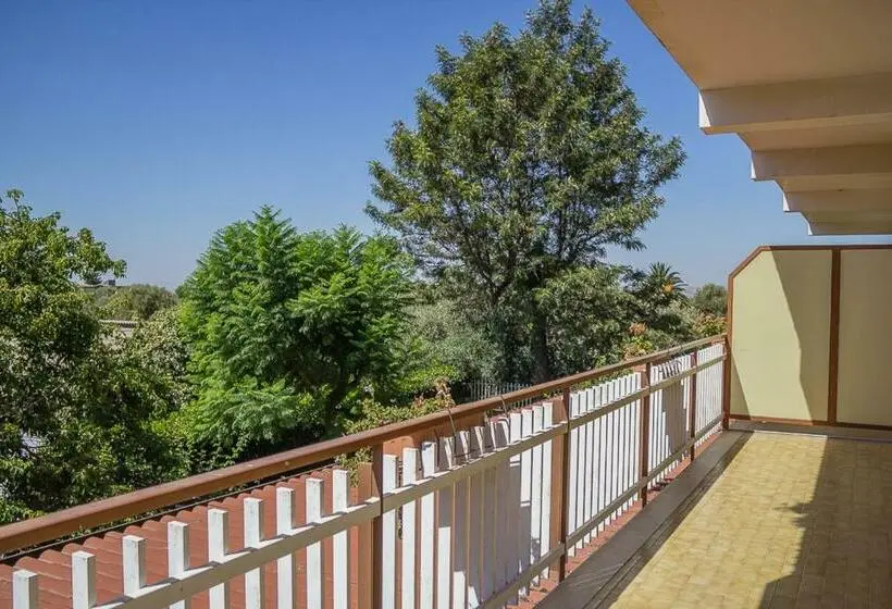 اتاق استاندارد یک نفره, Il Conte Dell'etna