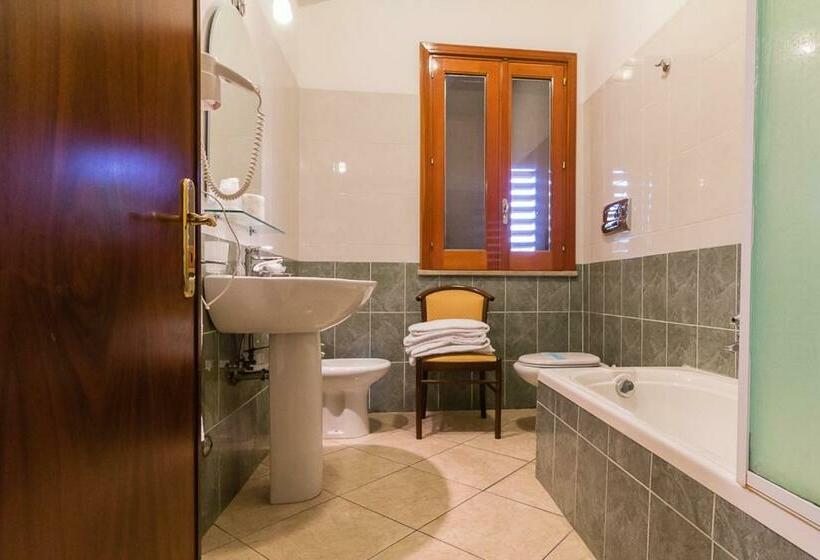 标准三人间, Il Conte Dell'etna