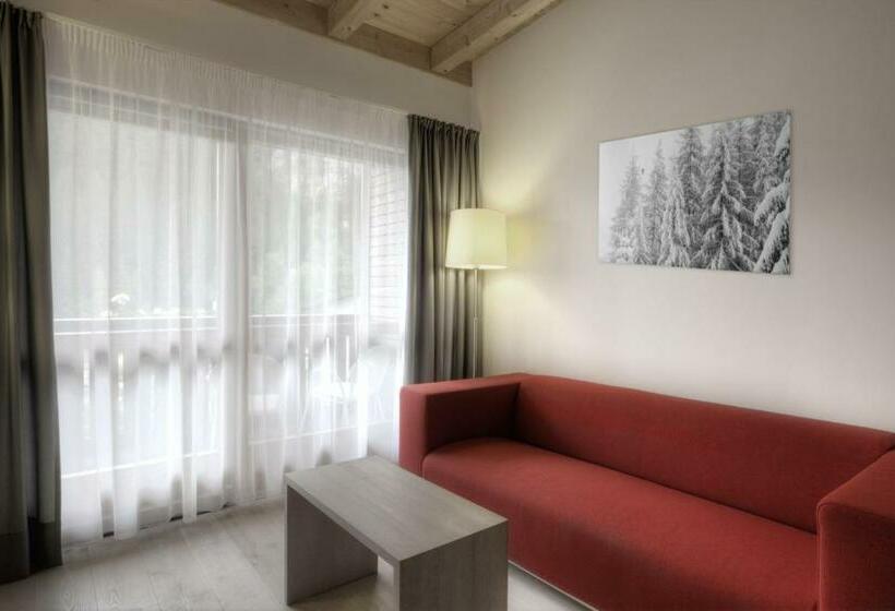 スーペリアールーム, La Tambra