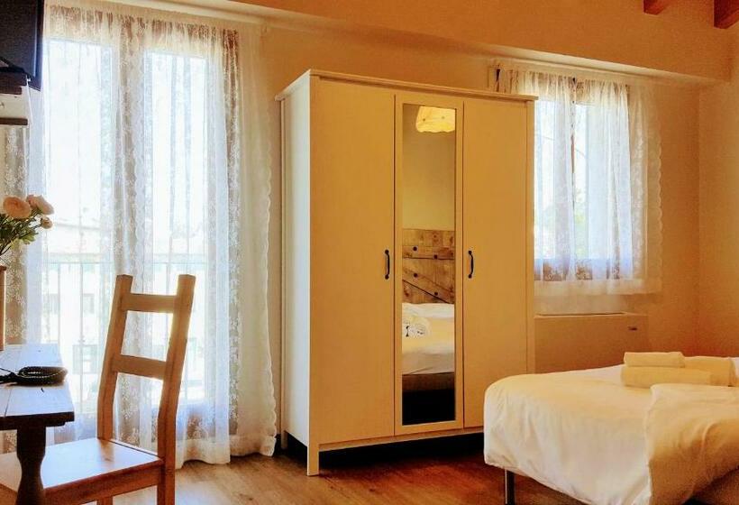 Номер Стандарт, Locanda Avanguardia