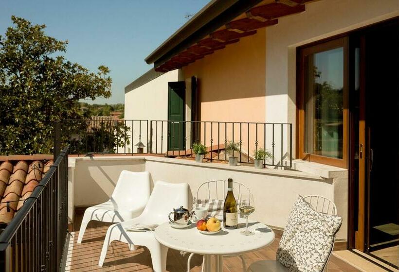 デラックスの4人部屋, Locanda Avanguardia