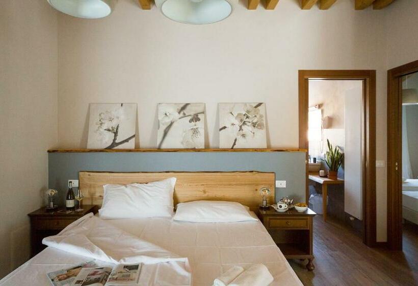 デラックスの4人部屋, Locanda Avanguardia