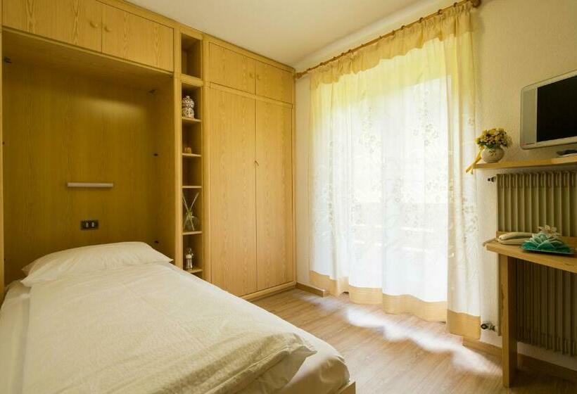 Номер Стандарт Индивидуальный, Pensione Erica