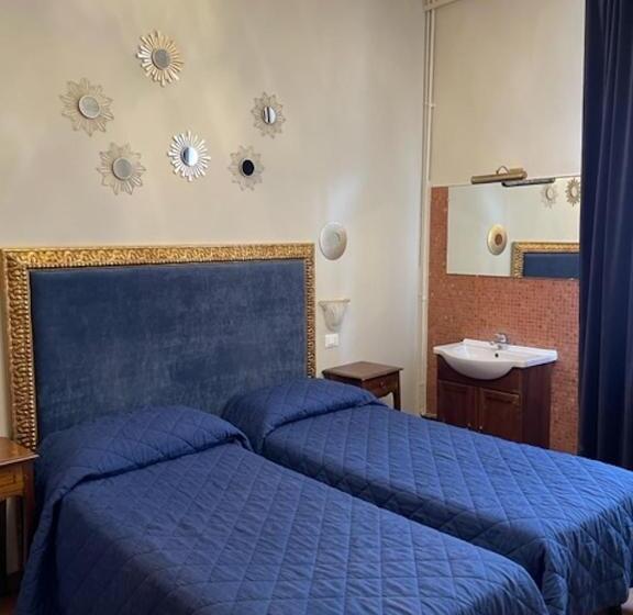 Quarto Standard Casa de Banho Partilhada, Guerrato