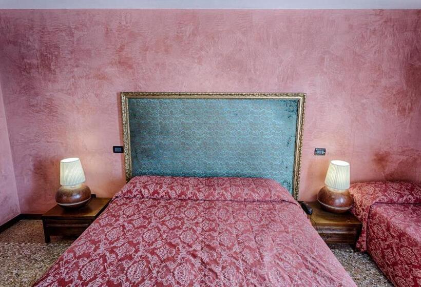 Quarto Triplo Standart, Guerrato