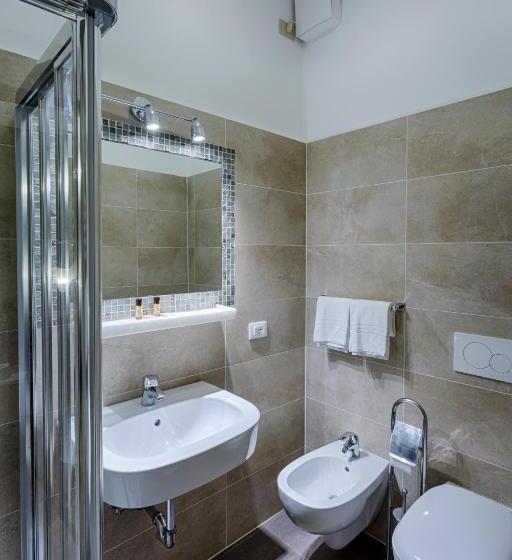 Quarto Triplo Standart, Guerrato