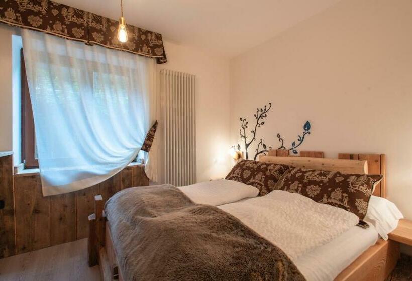 חדר סופריור לשלושה, Pezzotti