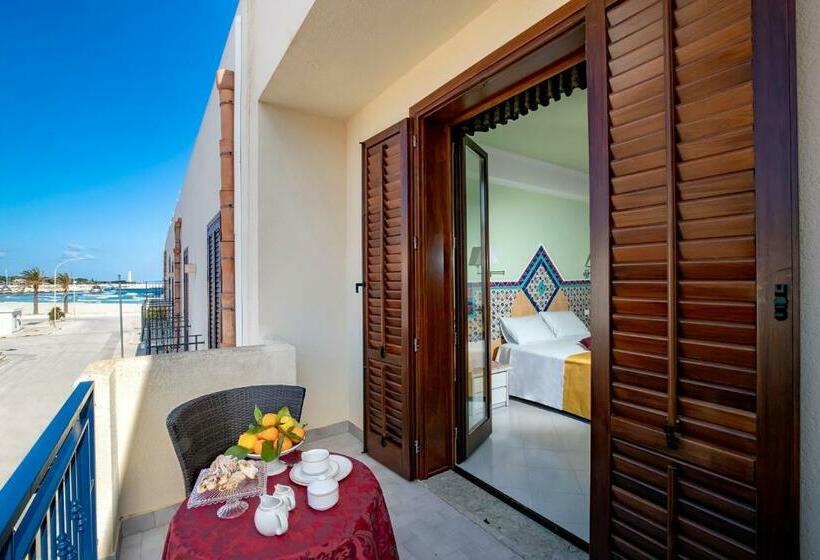 غرفة قياسية مزوَّدة بشُرفة, Riva Del Sole