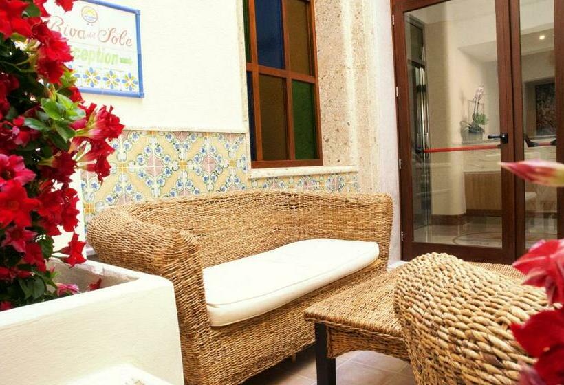 غرفة قياسية فردية مزودة بشُرفة, Riva Del Sole