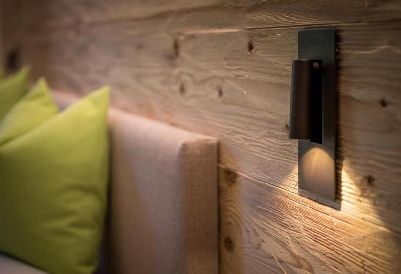 舒适型房间, Scherer