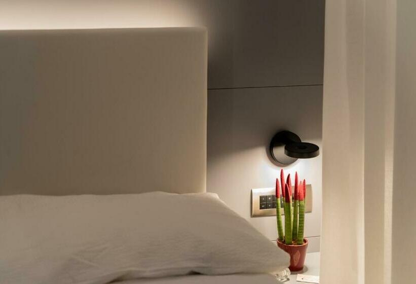 חדר סטנדרט יחיד, Shangrila