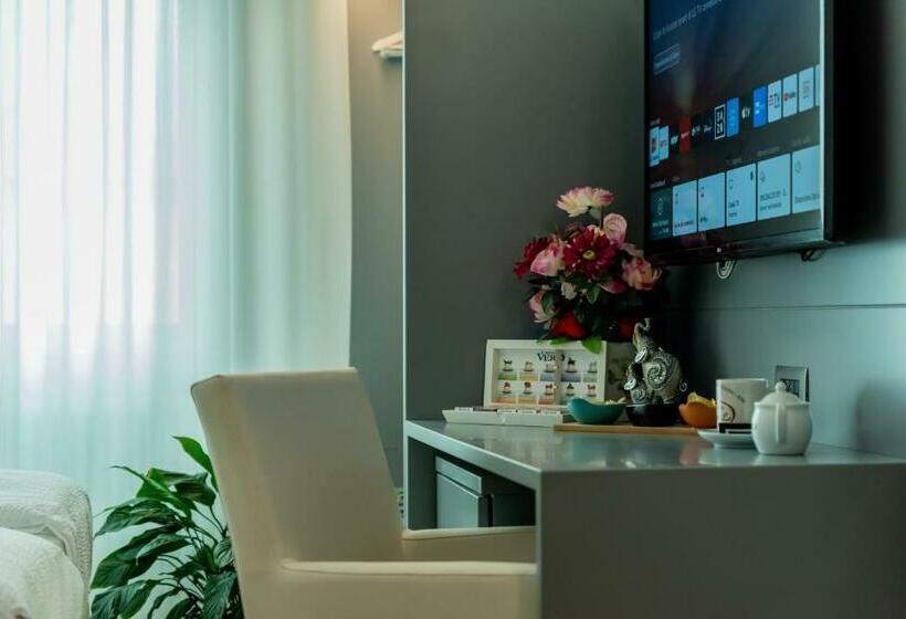 חדר סטנדרט יחיד, Shangrila