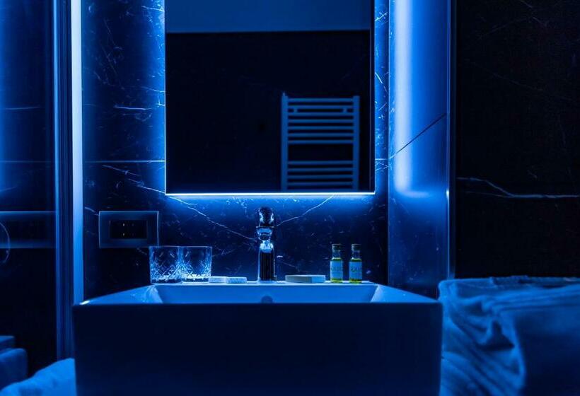 חדר סטנדרט, Shangrila