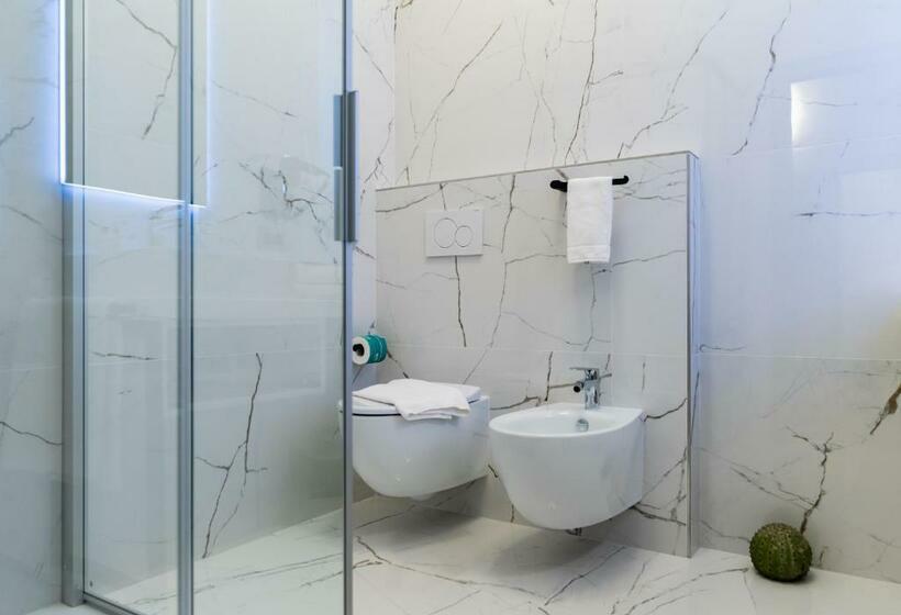 חדר סטנדרט יחיד, Shangrila