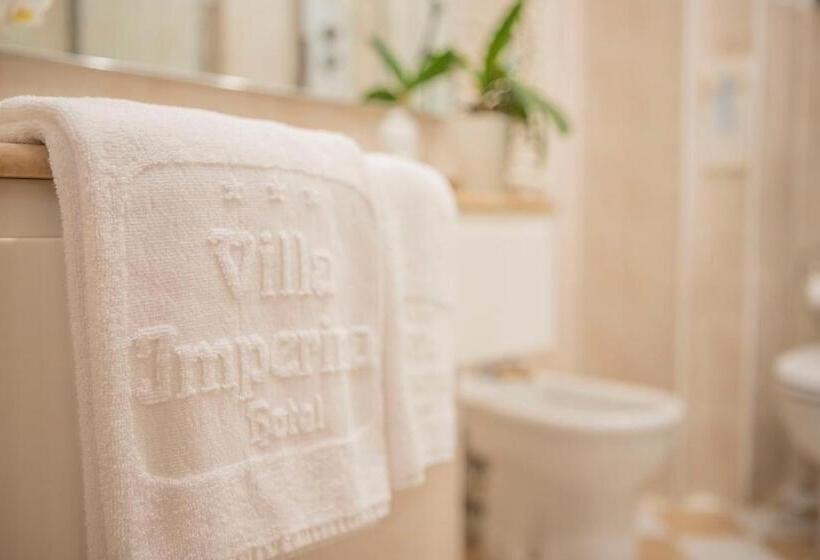 四人标准间, Villa Imperina