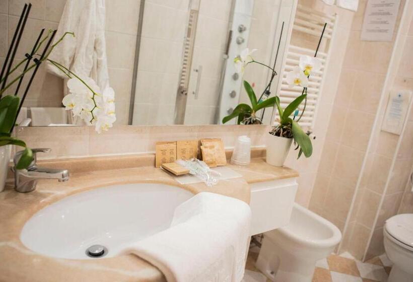 四人标准间, Villa Imperina